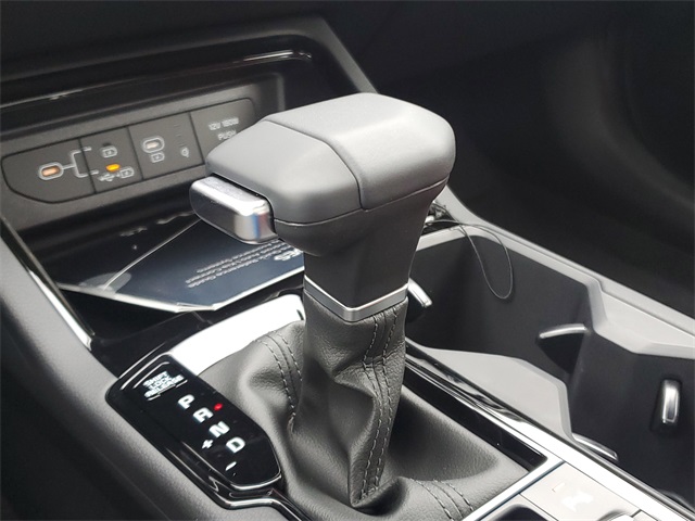 2025 Kia K5 GT-Line photo 26
