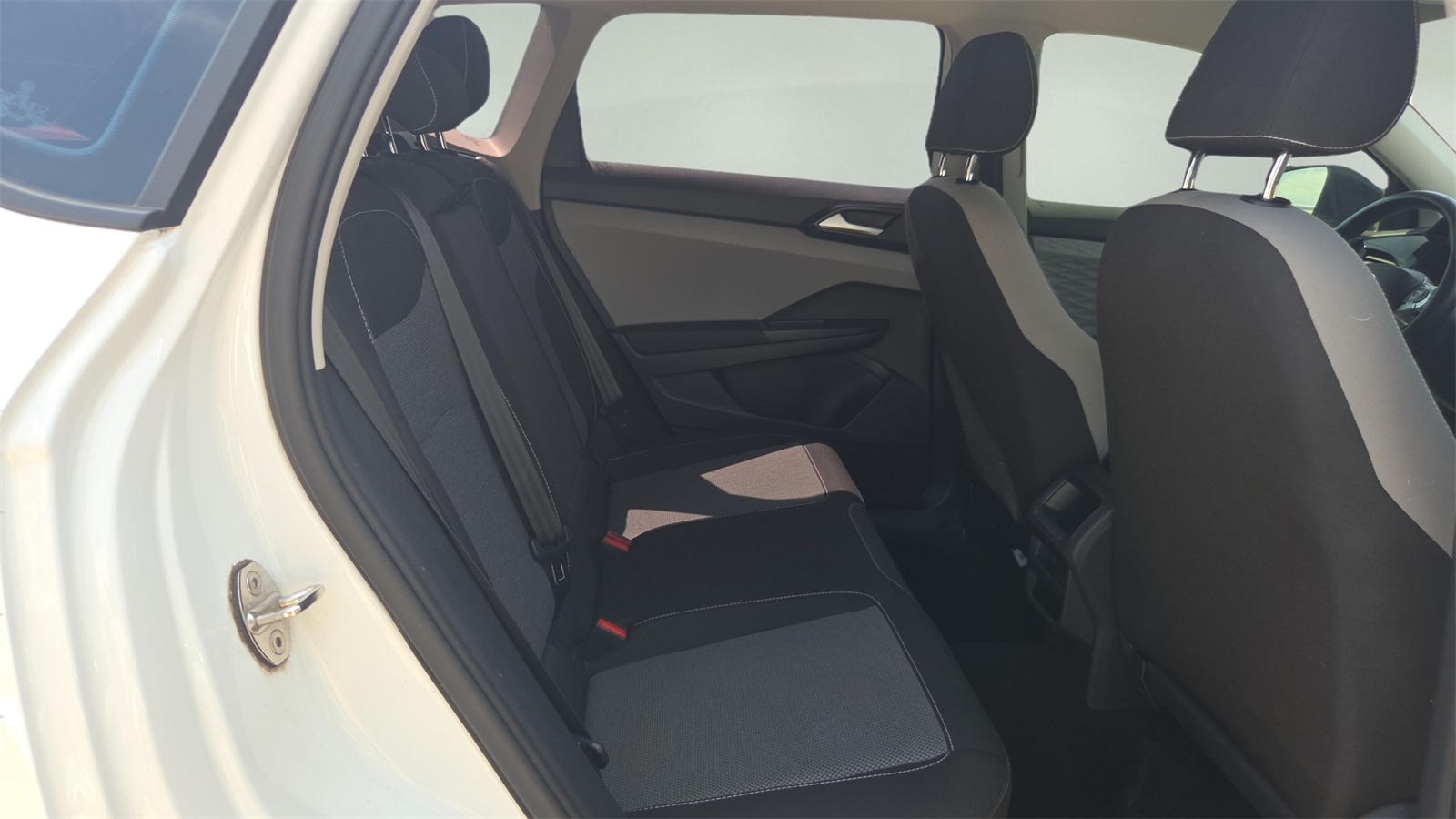 2022 Volkswagen Taos S photo 12
