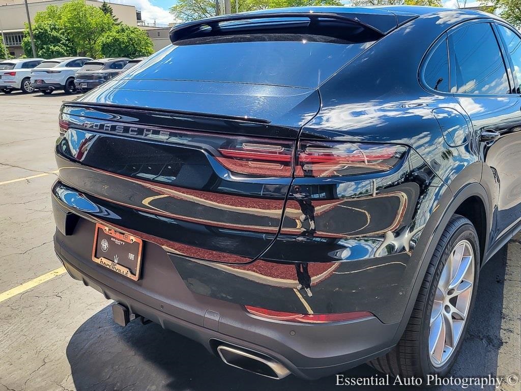 2021 Porsche Cayenne Coupe Base photo 6