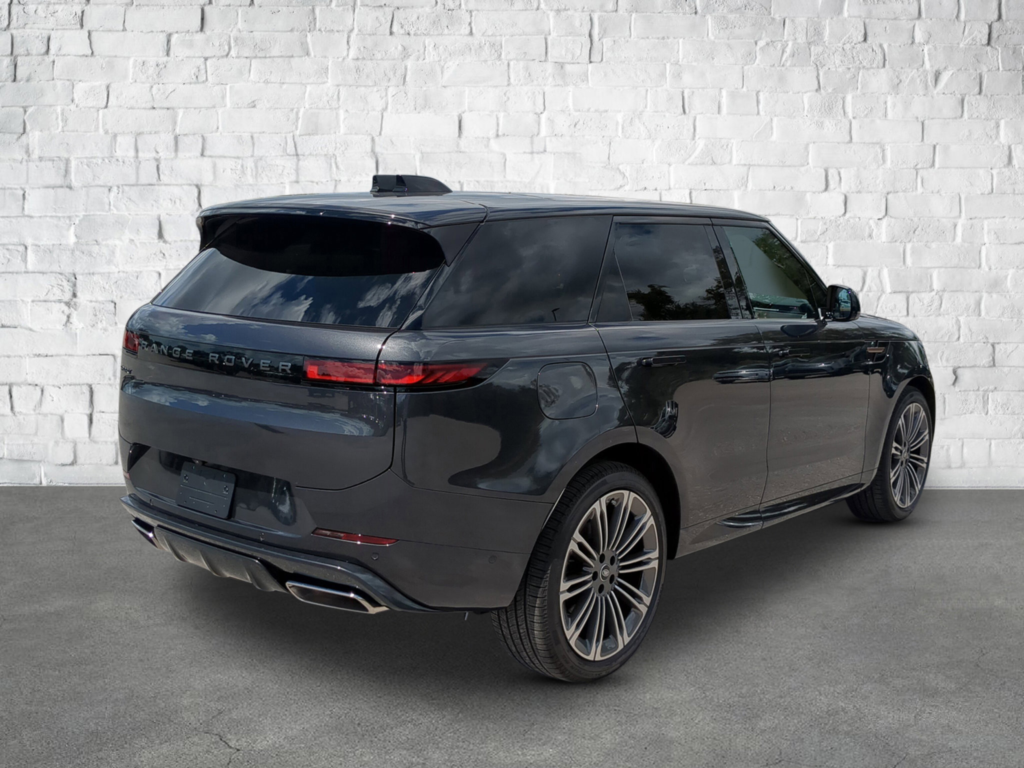 2025 Land Rover Range Rover Sport SE photo 4