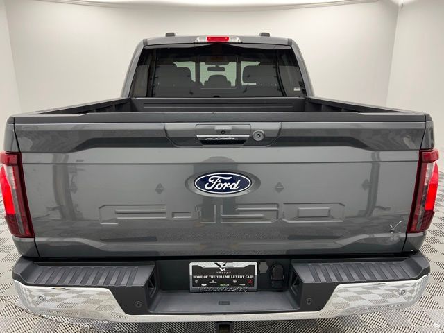 2024 Ford F-150 XLT photo 7