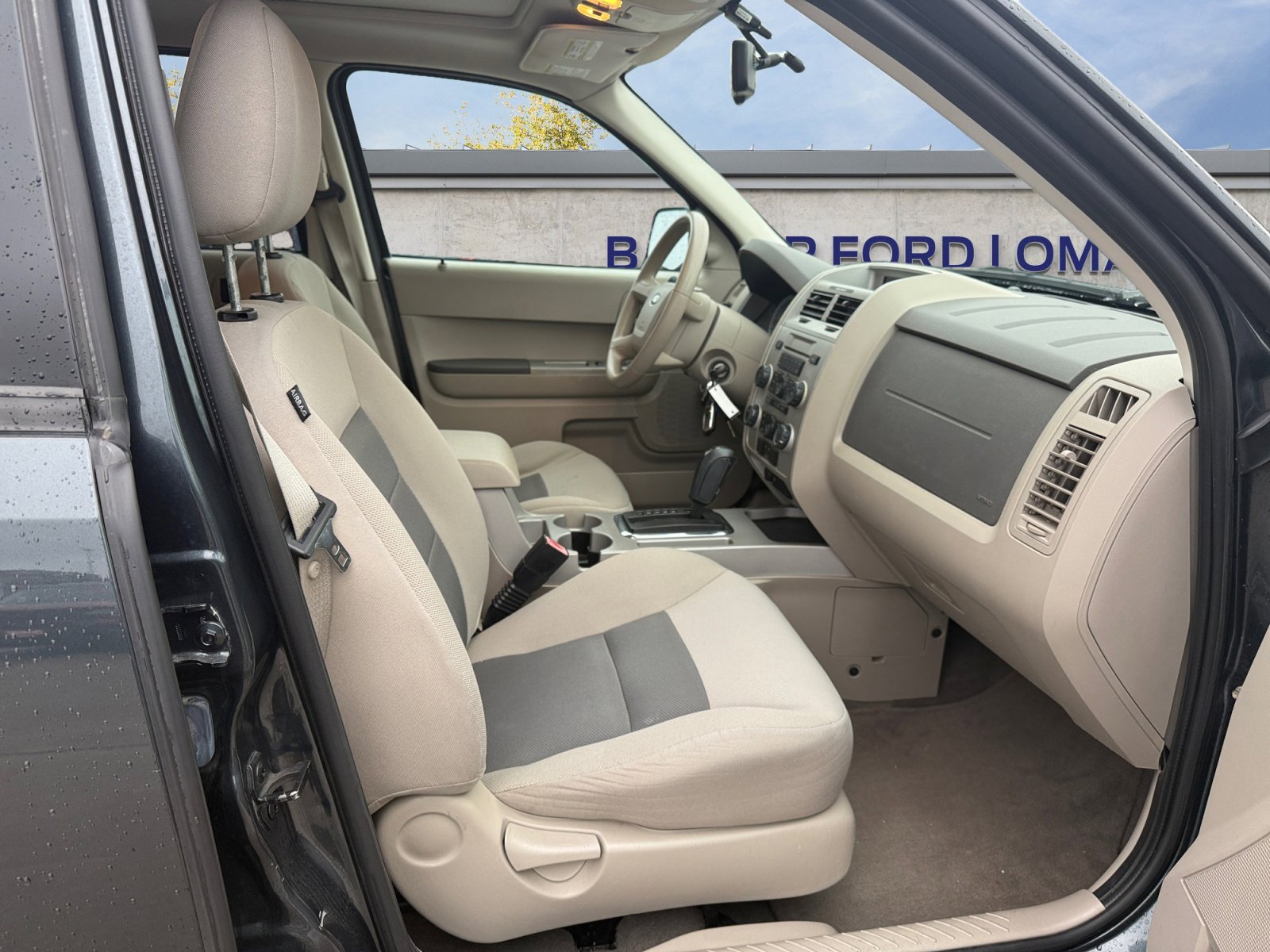 2008 Ford Escape XLT photo 4