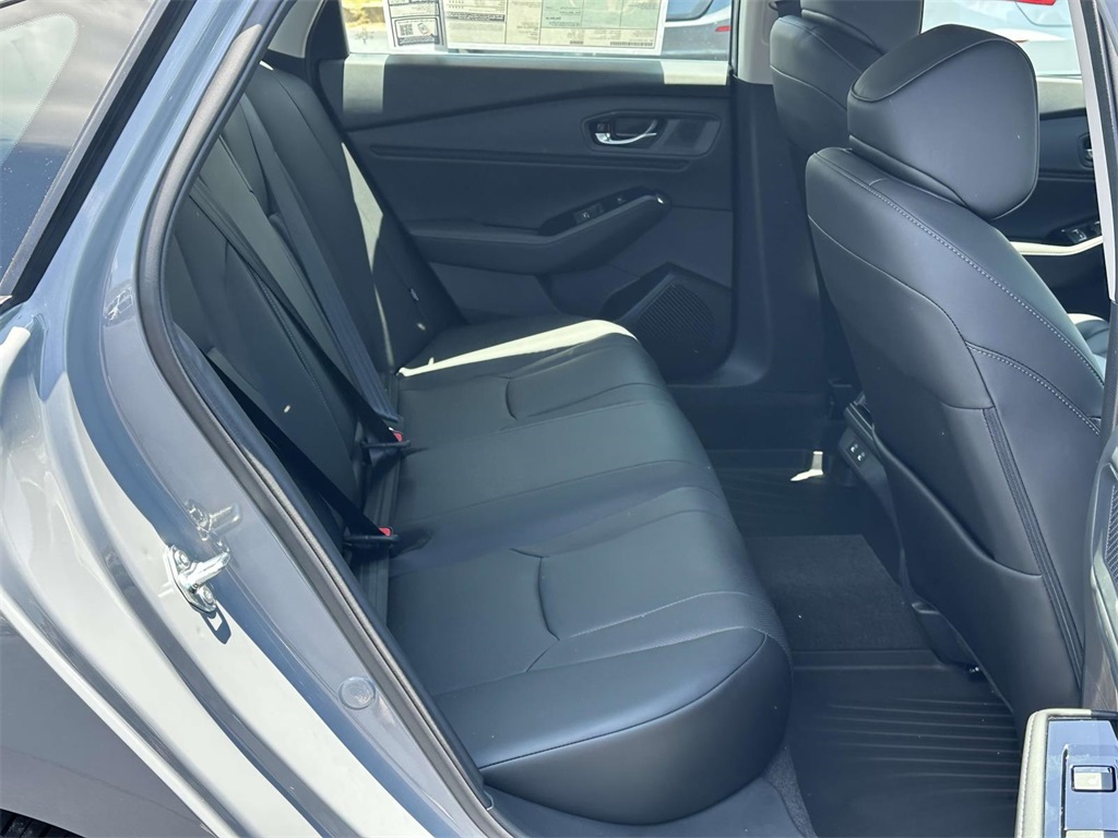 2025 Honda Accord Hybrid Touring photo 7