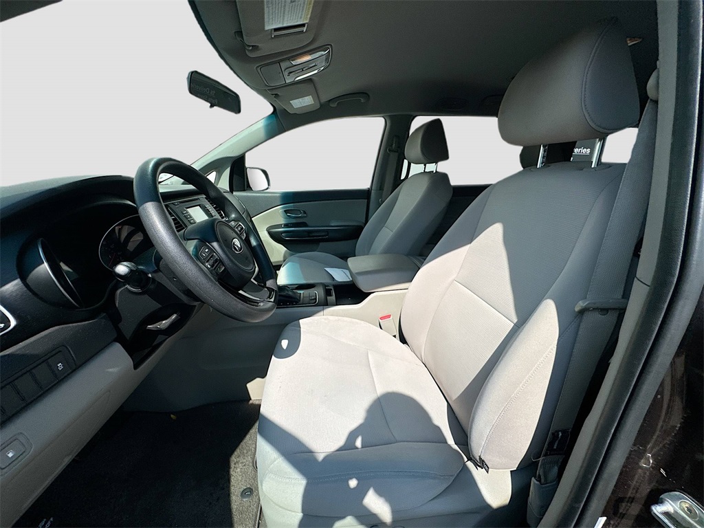 2015 Kia Sedona LX photo 20