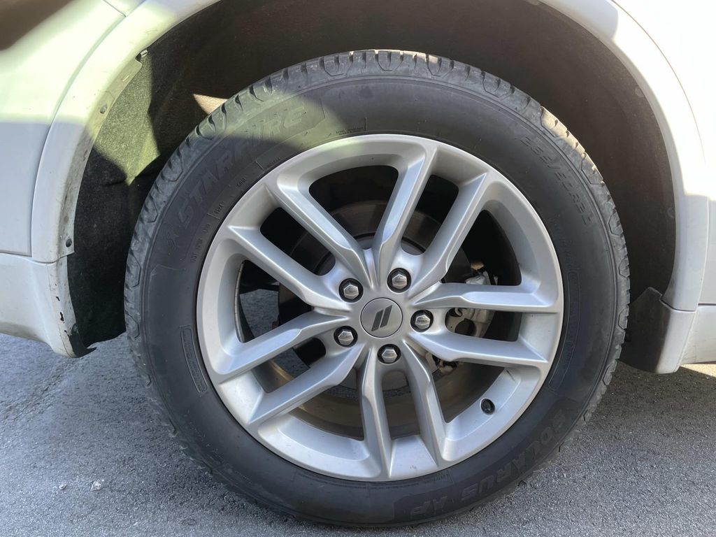 2023 Dodge Durango GT photo 4