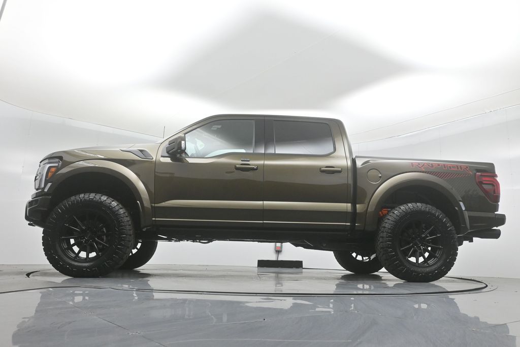 2025 Ford F-150 Raptor photo 5