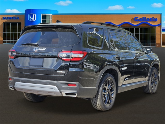 2025 Honda Pilot Touring photo 4