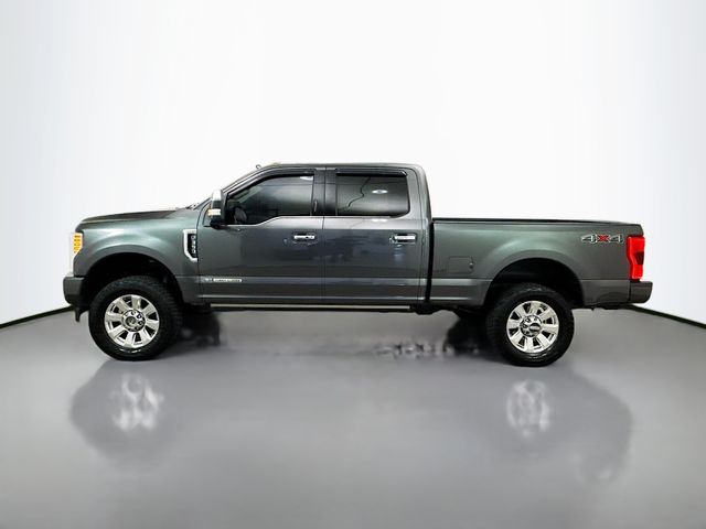 2017 Ford F-350 Platinum photo 4