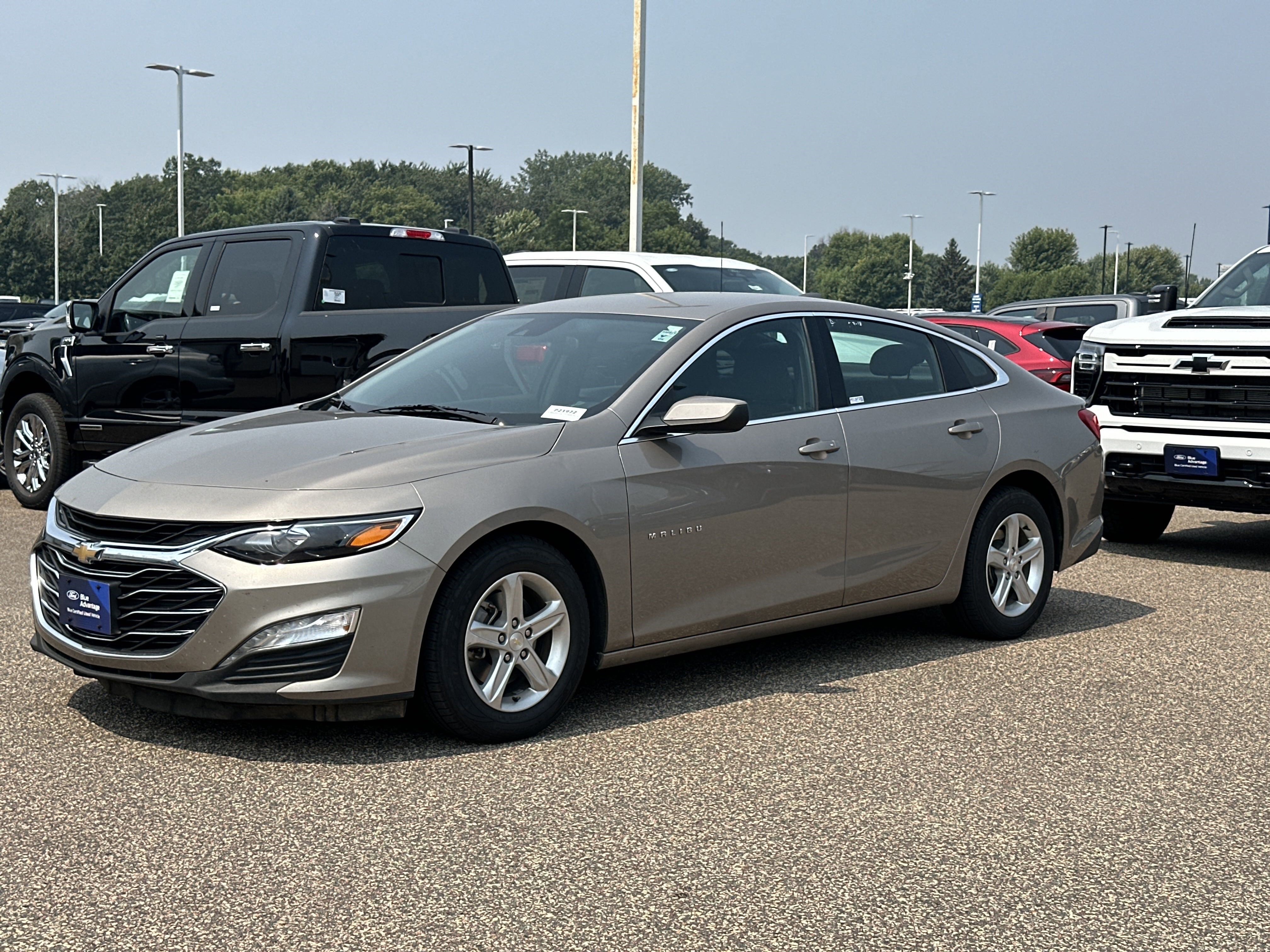 Used 2024 Chevrolet Malibu 1LT with VIN 1G1ZD5ST5RF125966 for sale in Coon Rapids, Minnesota