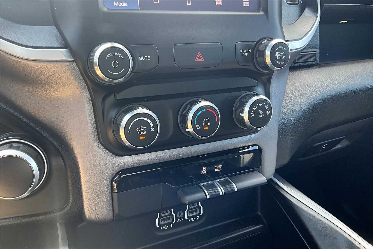 2022 Ram 1500 Big Horn photo 25