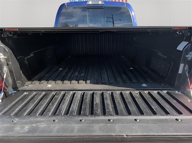 2022 Toyota Tacoma SR5 photo 9