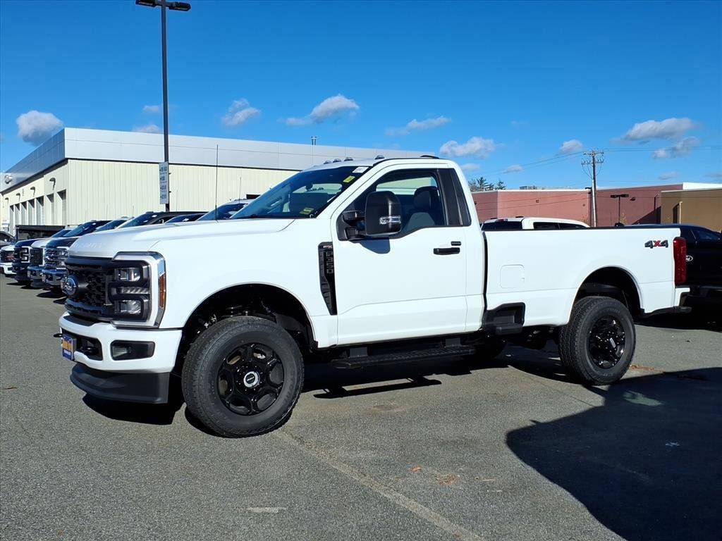 2026 Ford F-350 XL photo 4