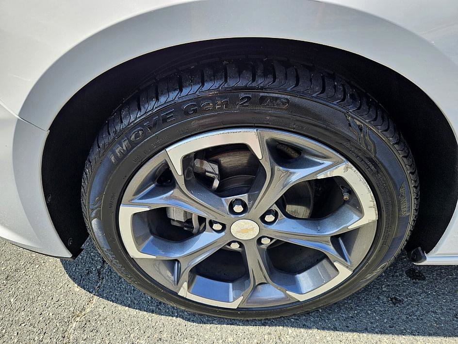 2023 Chevrolet Malibu 1LT photo 16