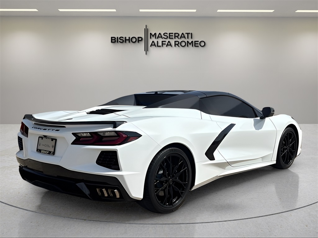 2023 Chevrolet Corvette Stingray 3LT photo 2