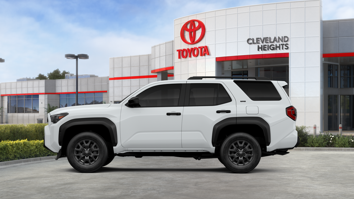2025 Toyota 4Runner SR5 photo 4