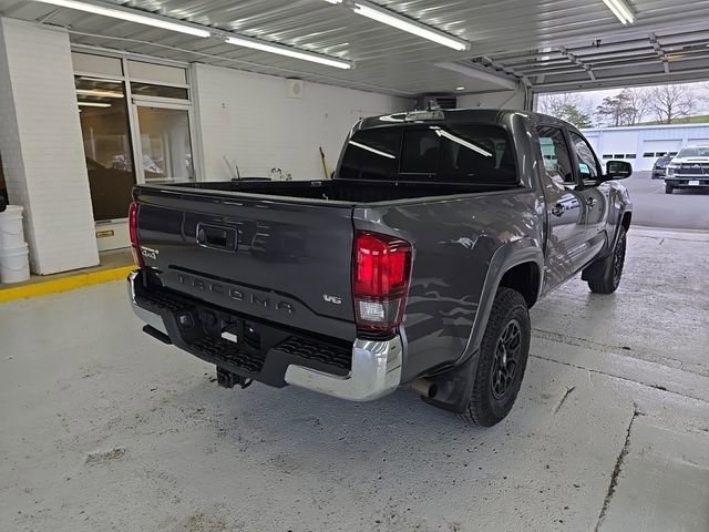 2022 Toyota Tacoma SR5 photo 4