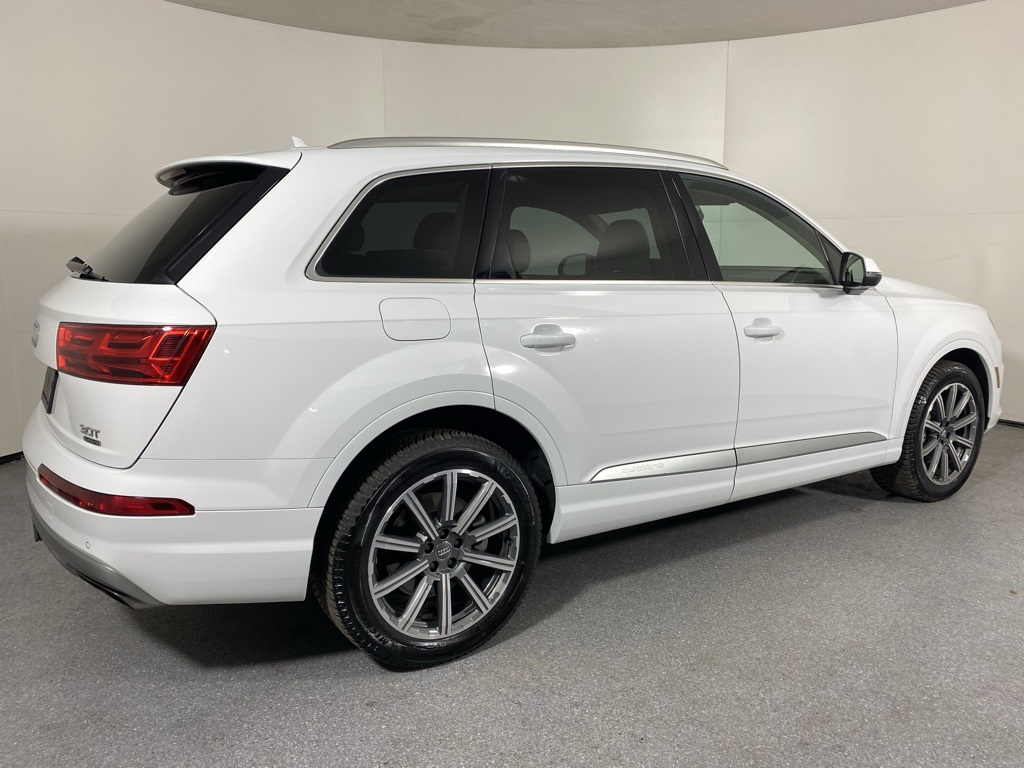 2018 Audi Q7 3.0T Premium Plus photo 2