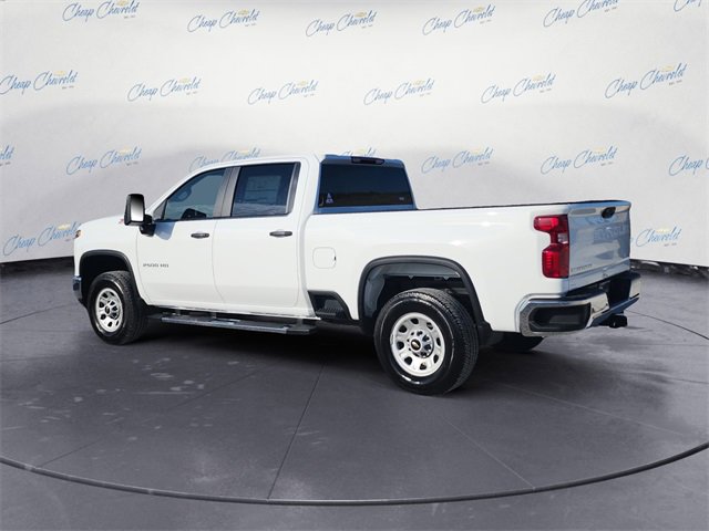 2025 Chevrolet Silverado 2500HD photo 3