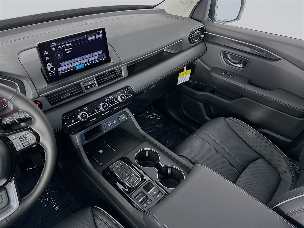 2025 Honda Pilot Elite photo 4
