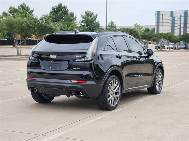 2019 Cadillac XT4 Sport photo 3