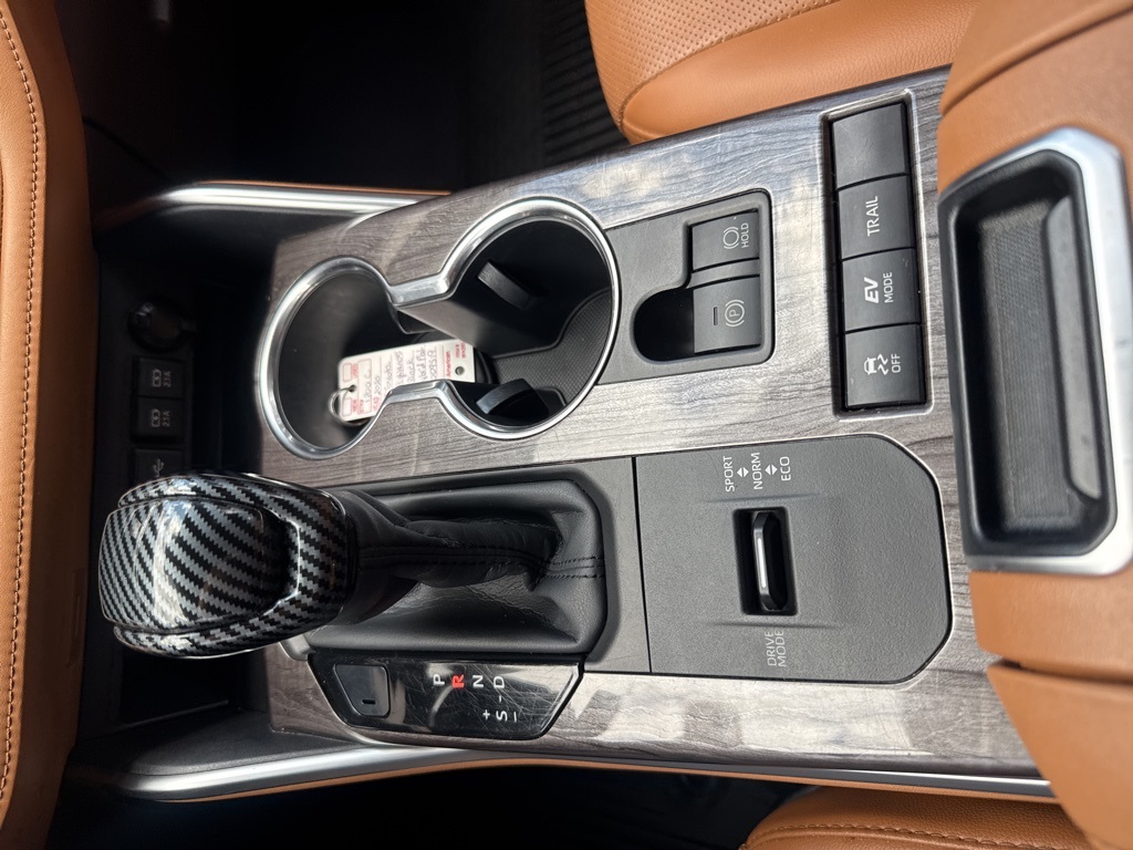 2020 Toyota Highlander Hybrid Platinum photo 40