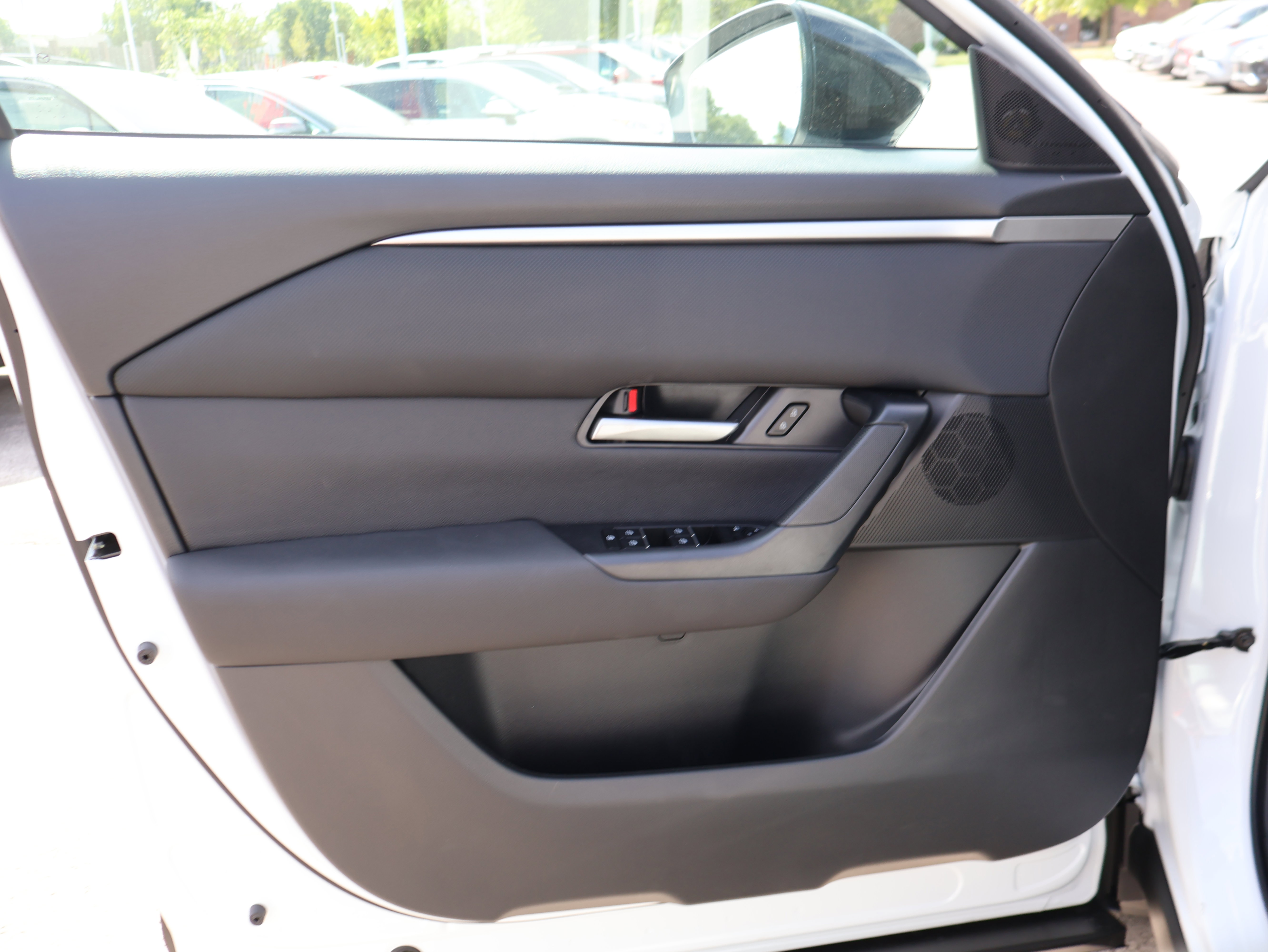 2025 Mazda CX-50 Preferred photo 13