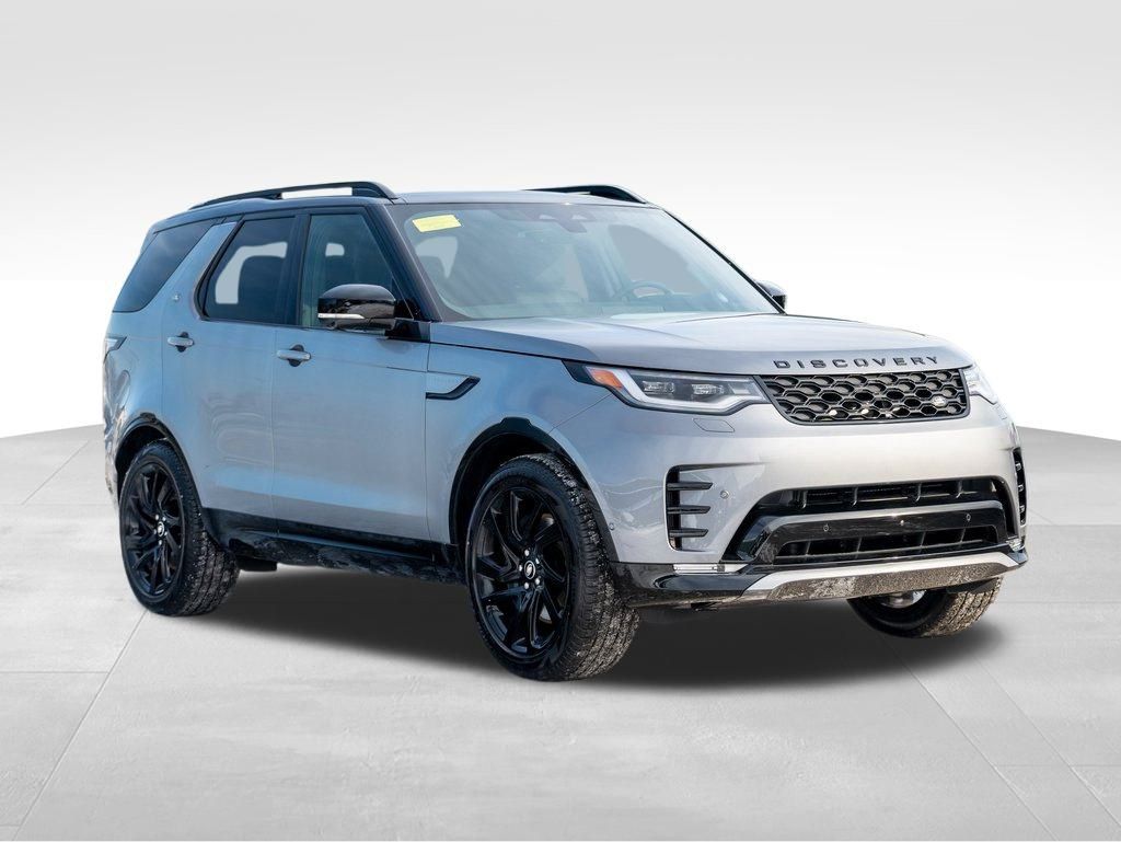 2025 Land Rover Discovery SE photo 3