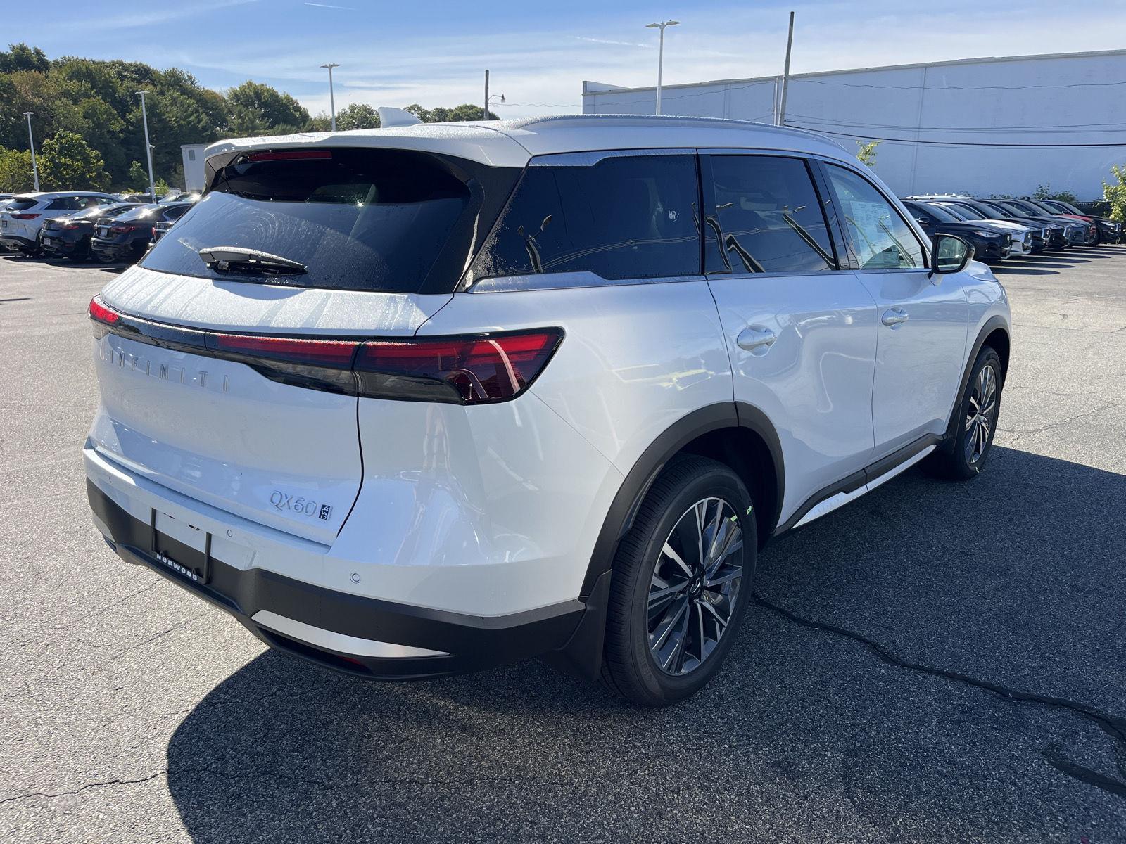 2026 Infiniti QX60 Luxe AWD photo 3