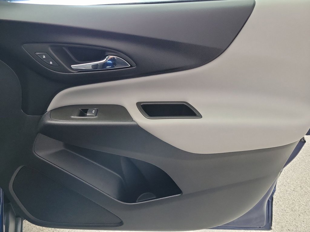 2023 Chevrolet Equinox LS photo 12