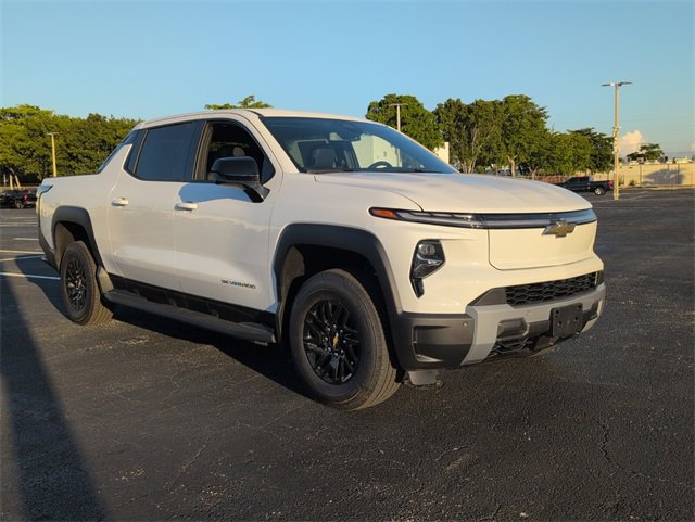 2026 Chevrolet Silverado EV LT's photo