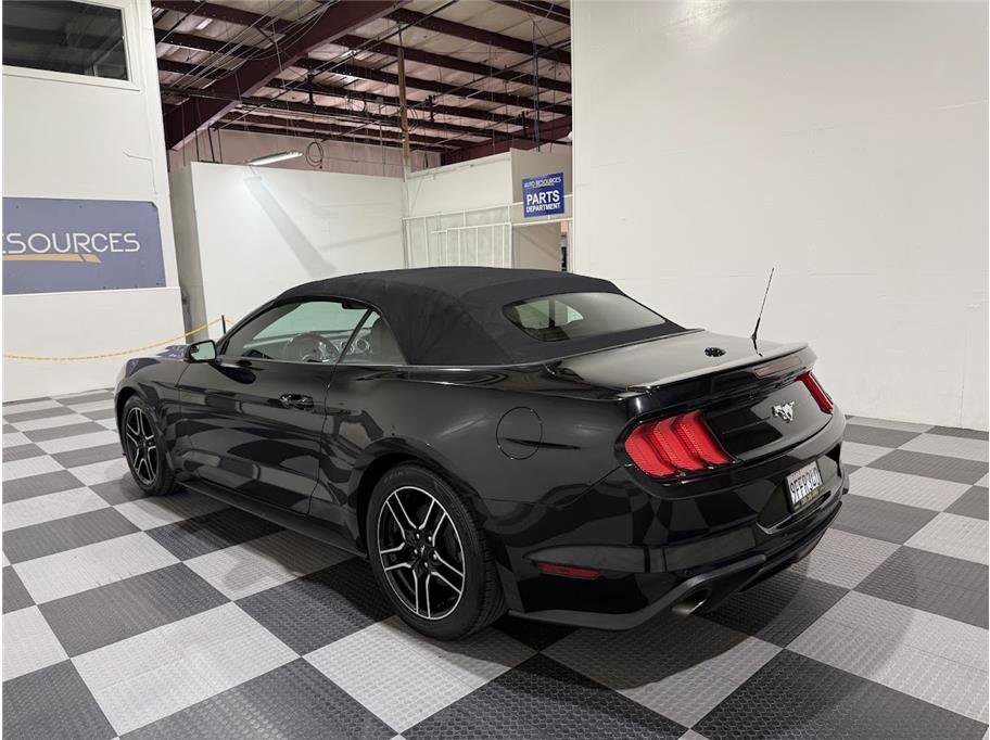 2020 Ford Mustang EcoBoost Premium Convertible photo 5