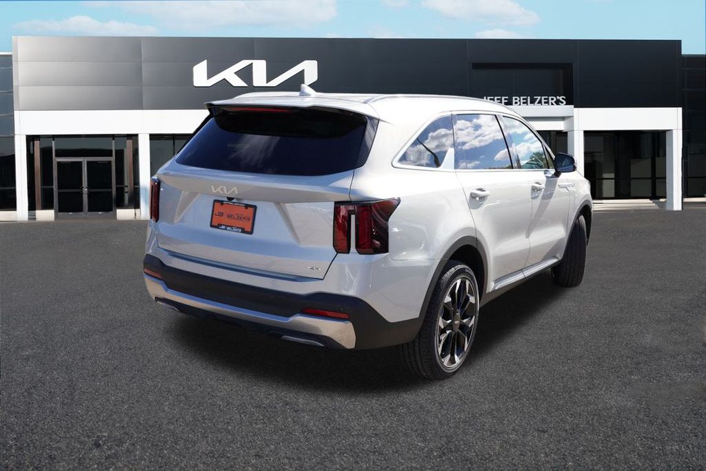 2026 Kia Sorento EX photo 2