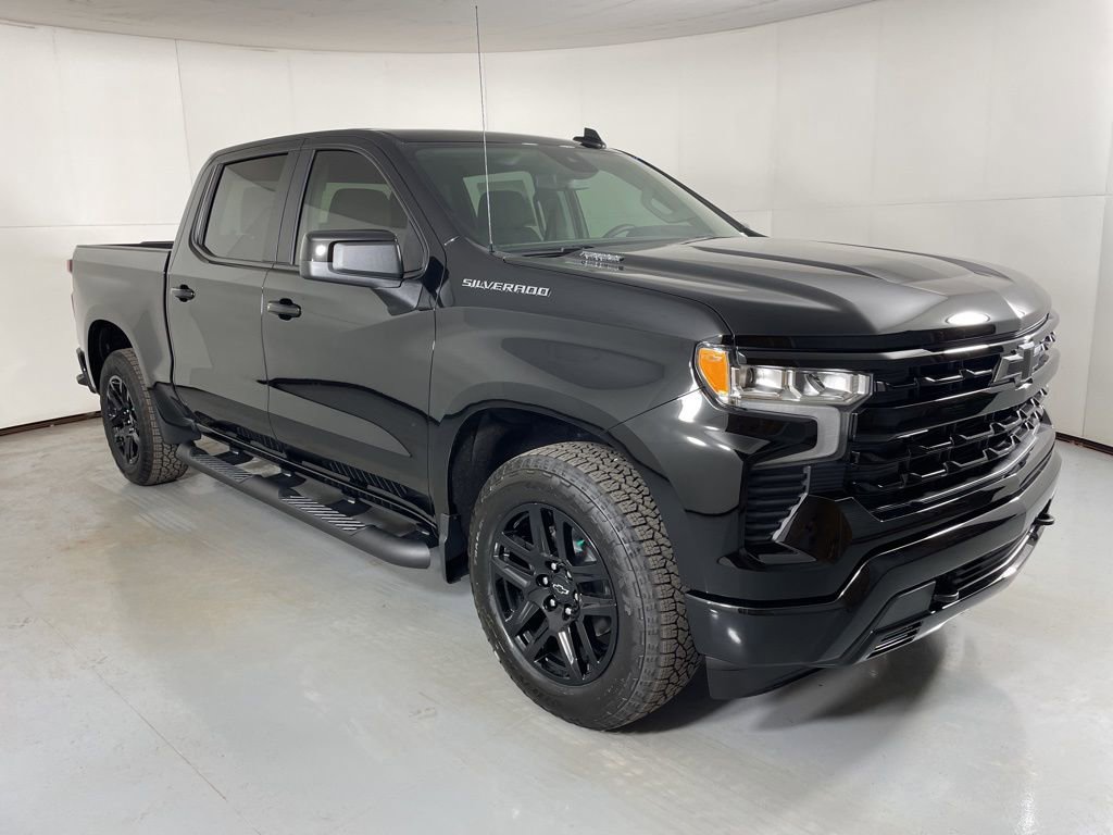 2026 Chevrolet Silverado RST photo 2