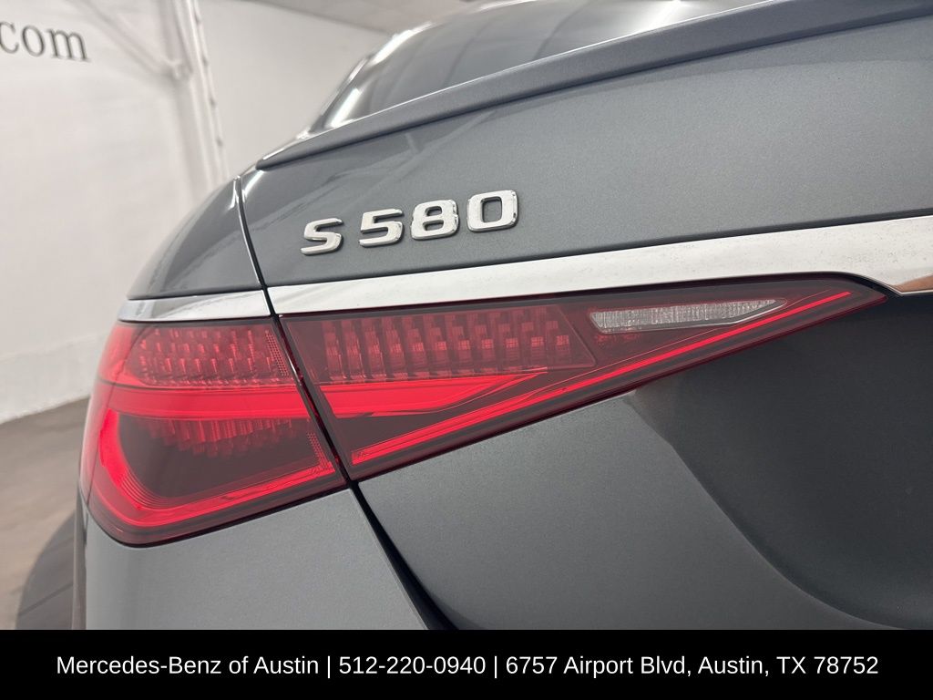 2025 Mercedes Benz S 580 4MATIC photo 11