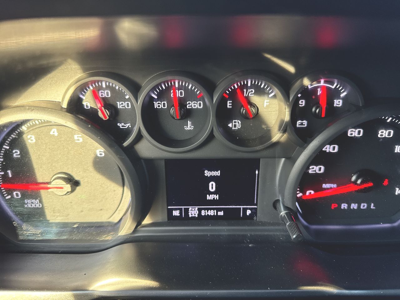 2024 Chevrolet Silverado 2500HD Custom photo 4