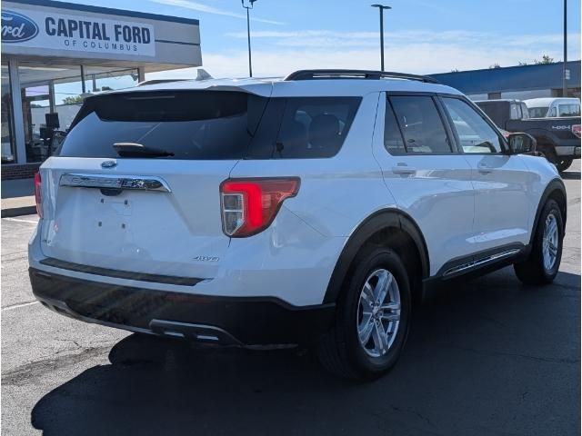2022 Ford Explorer XLT photo 4