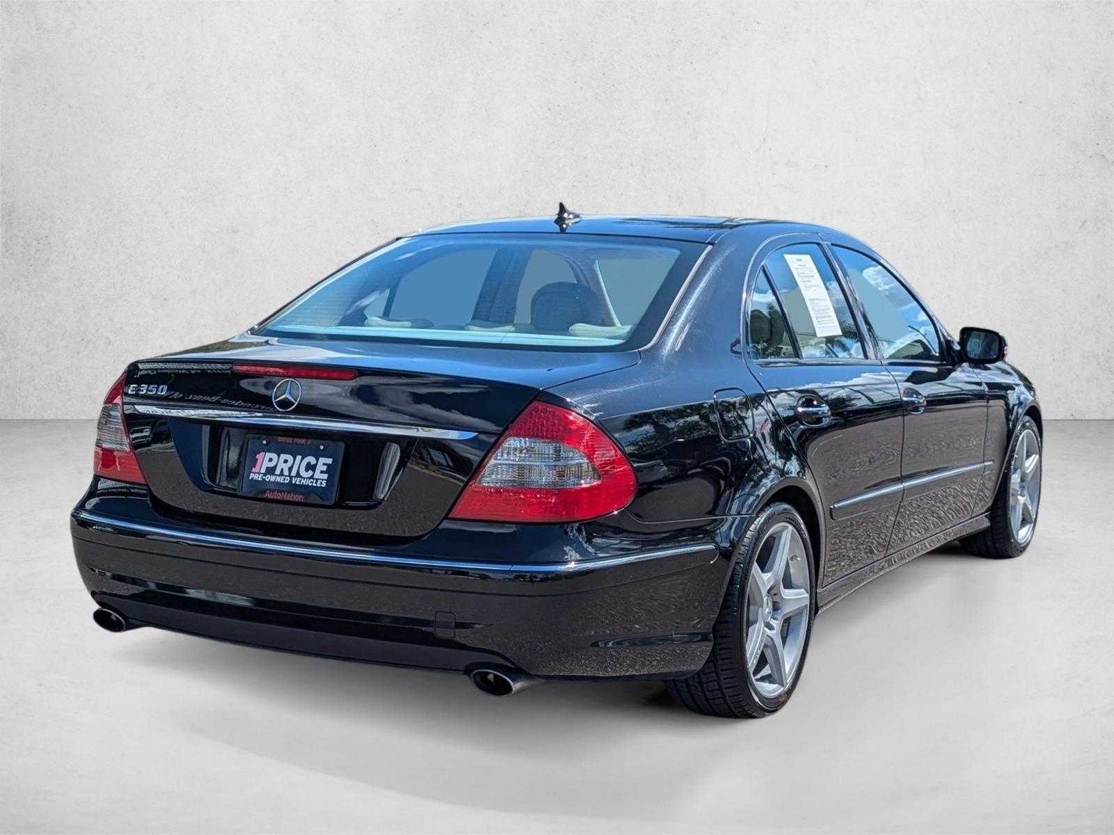2009 Mercedes Benz E 350 Sedan photo 4