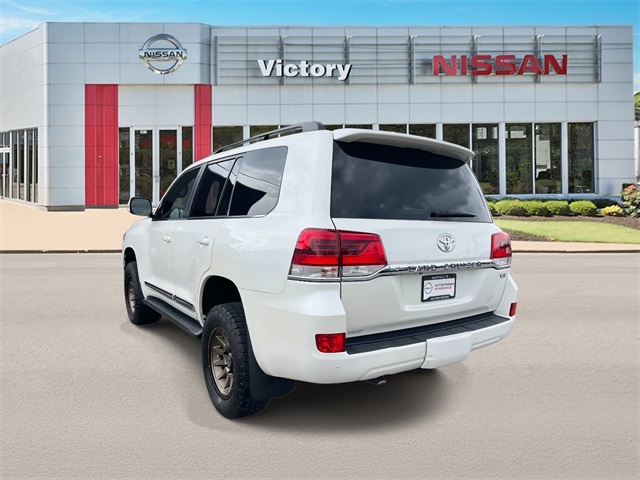 2019 Toyota Land Cruiser Base photo 4