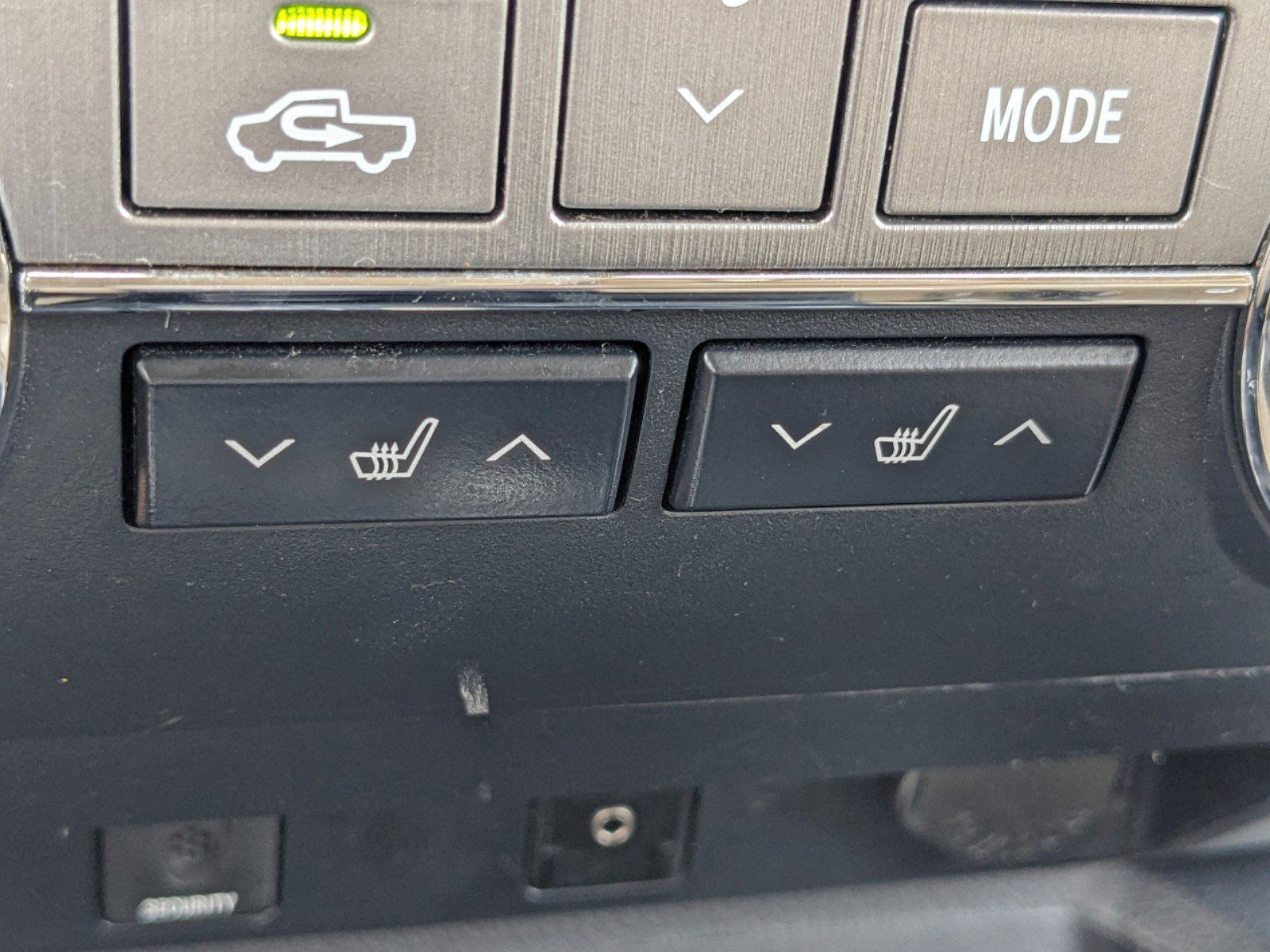 2019 Toyota Tundra Limited photo 27