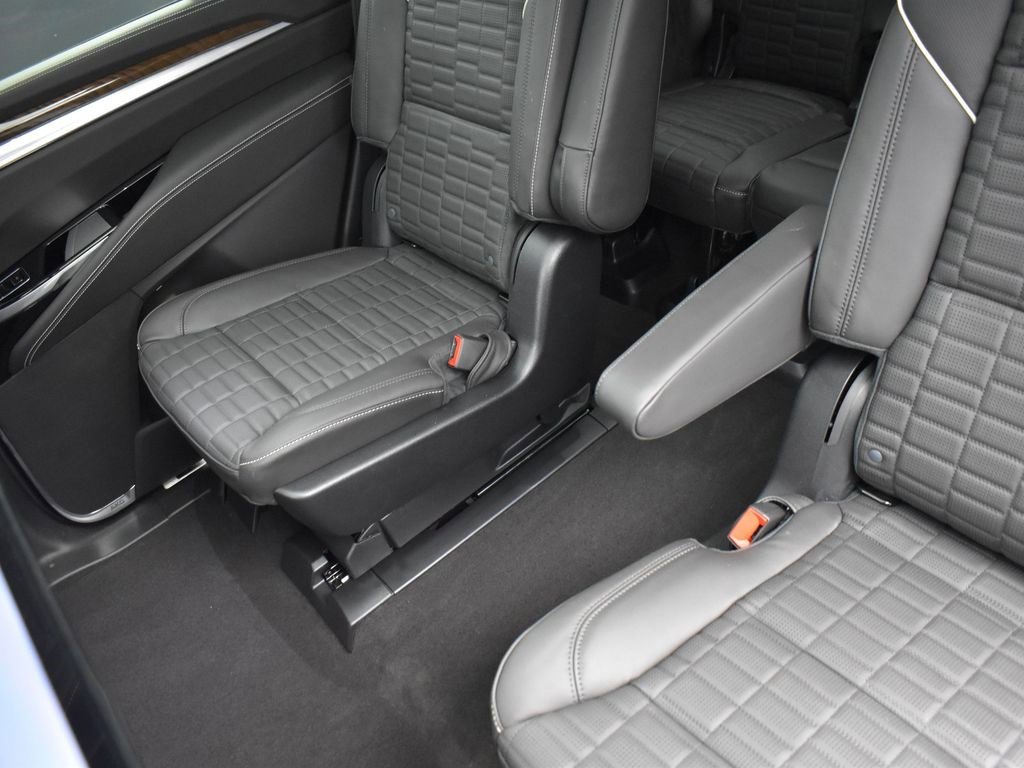 2025 Cadillac Escalade Sport Platinum photo 30