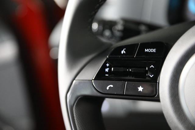 2025 Hyundai Elantra SEL Sport photo 4