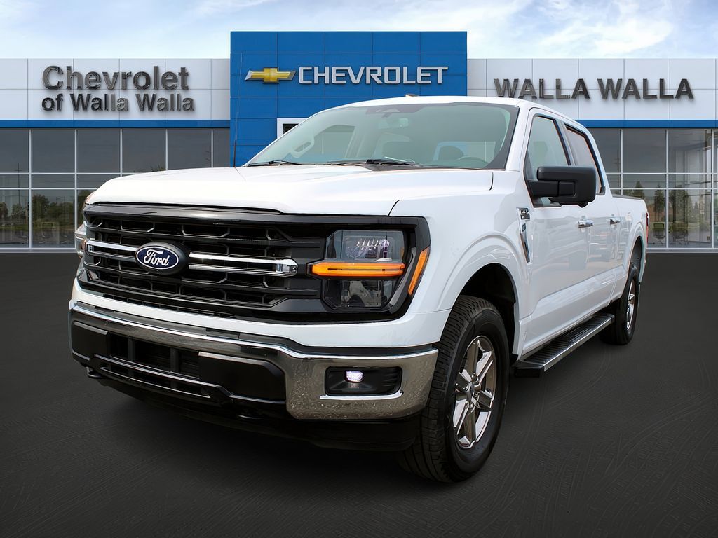 2024 Ford F-150 XLT photo 2