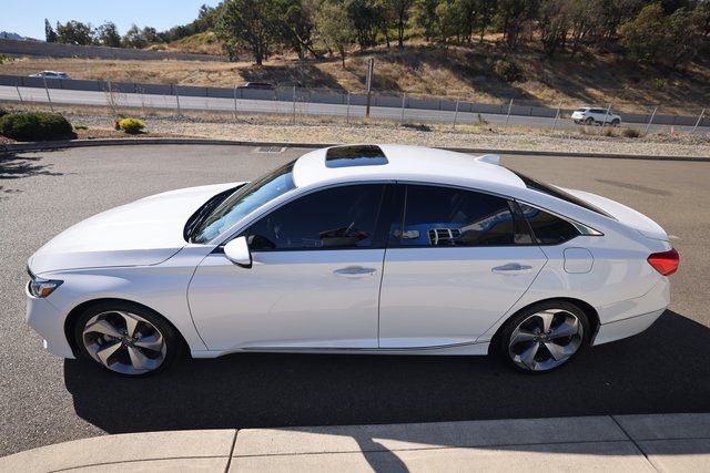 2020 Honda Accord Touring 2.0T photo 13