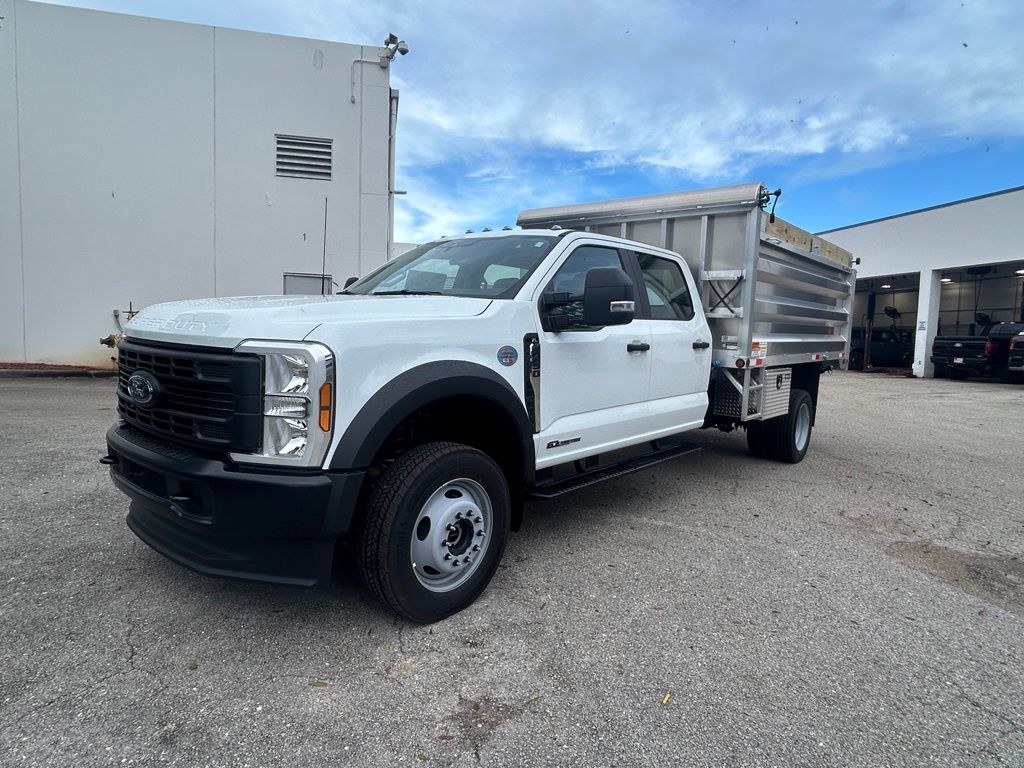 2025 Ford F-450 Super Duty Chassis Cab XL's photo