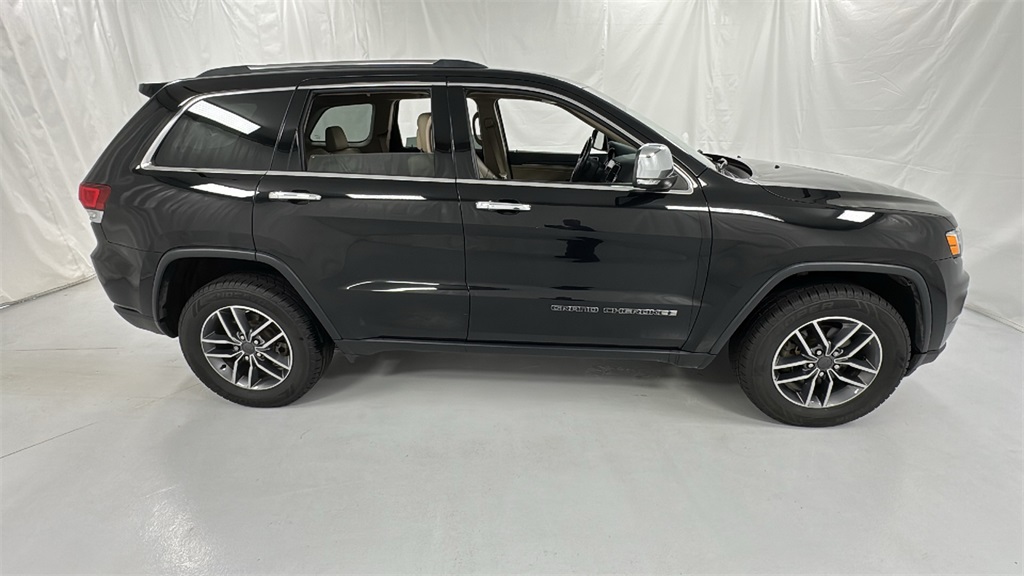 2020 Jeep Grand Cherokee Limited photo 2