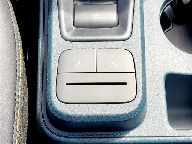 2025 Ford Maverick photo 19