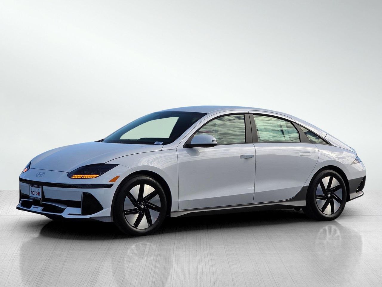 2025 Hyundai Ioniq 6 SE photo 3
