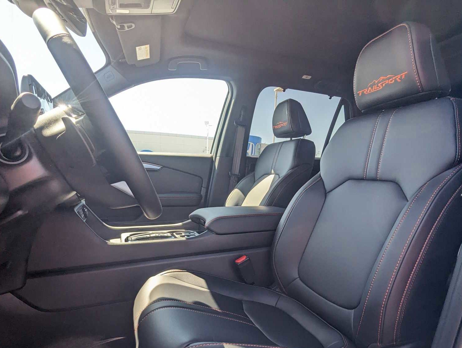 2025 Honda Pilot TrailSport photo 13