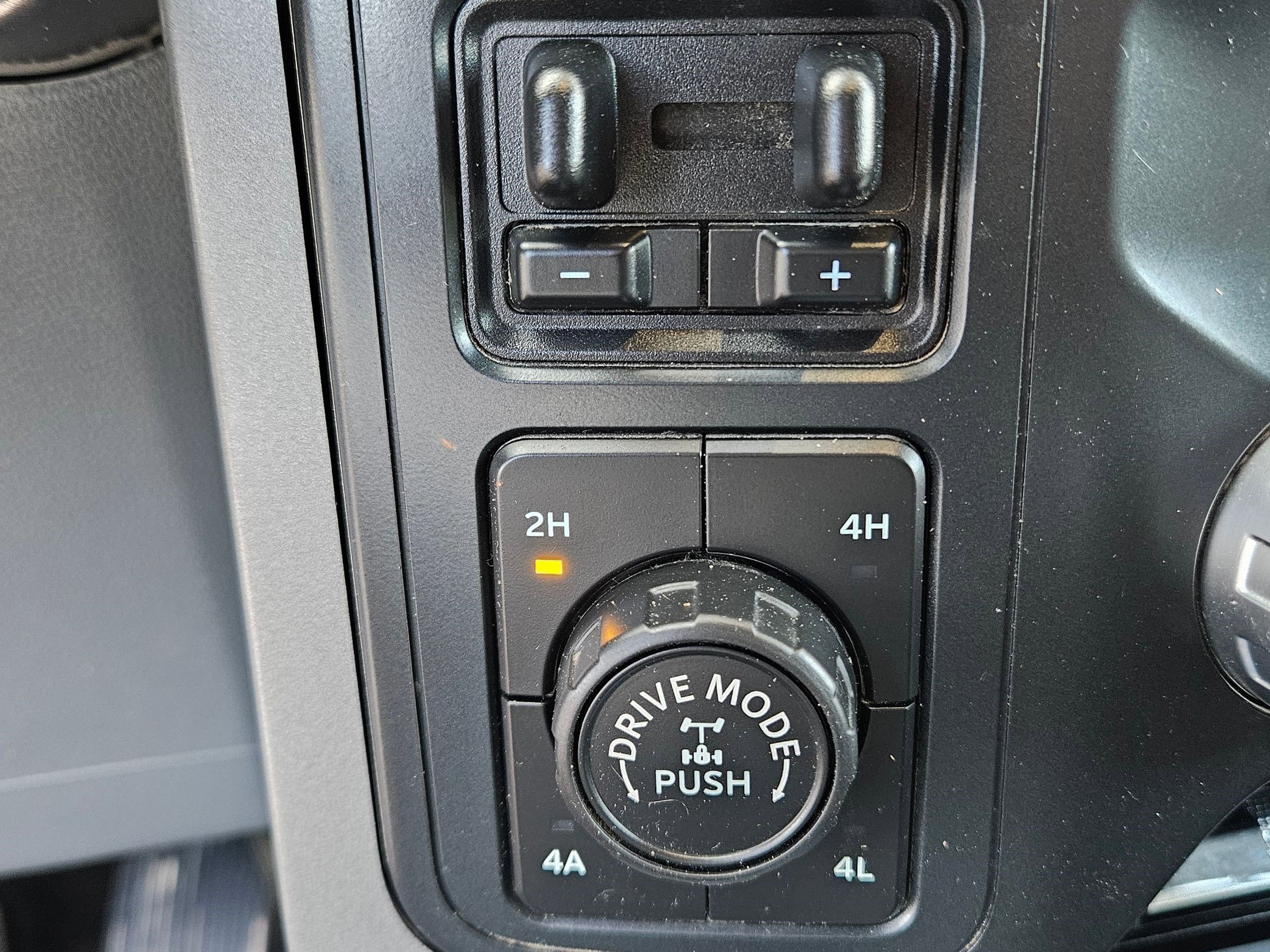 2022 Ford F-150 Lariat photo 24