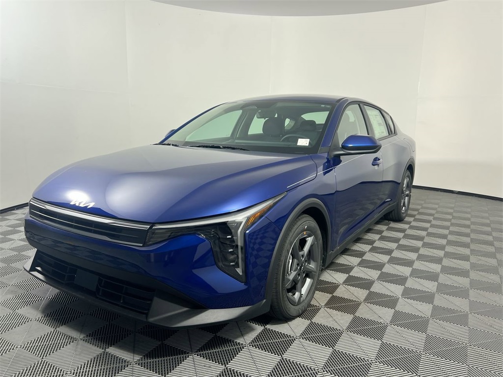 2025 Kia K4 LXS photo 9